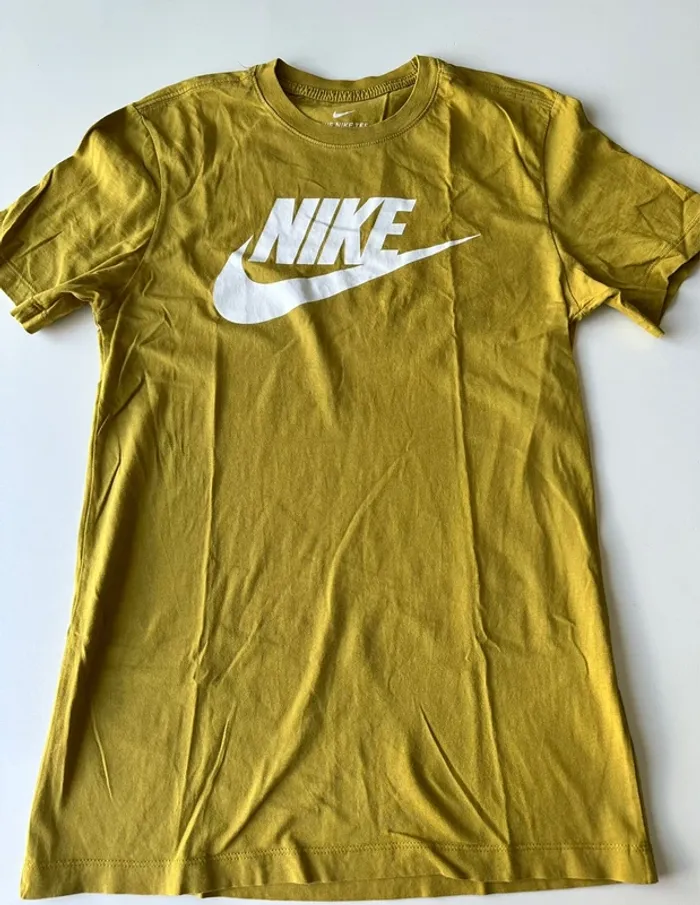 T-shirt vert limon Nike