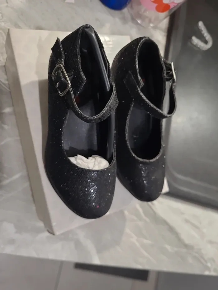 Chaussures noires paillettes - photo numéro 5