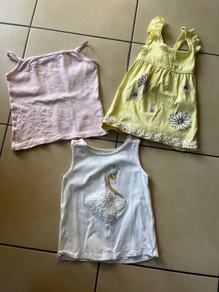 Lot de 3 débardeurs 4 ans