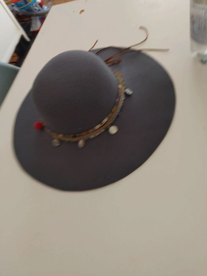 Chapeau femme - photo numéro 2