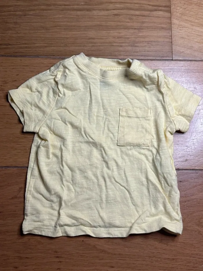 Ensemble t-shirt jaune & jean noir (6 mois) - photo numéro 2