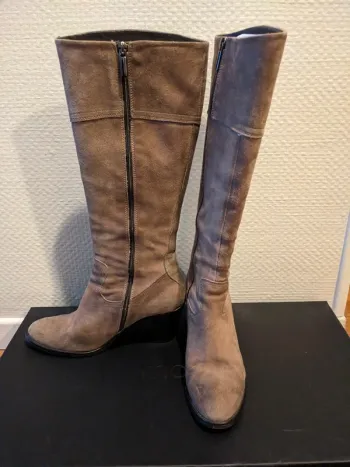 Bottes taupe  cuir