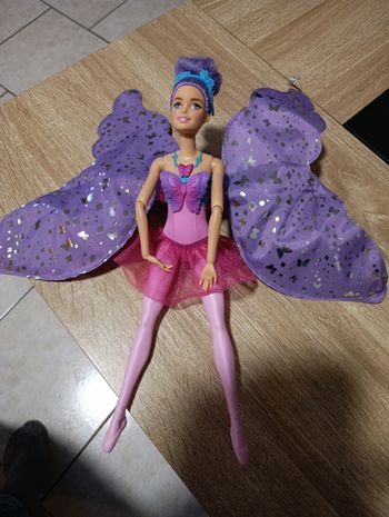 Barbie De Danseuse à Papillon Poupée