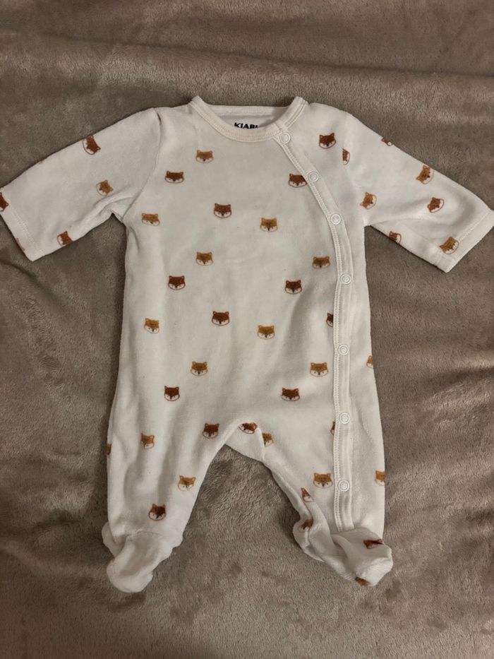 Pyjamas en velours taille 1 mois - photo numéro 5