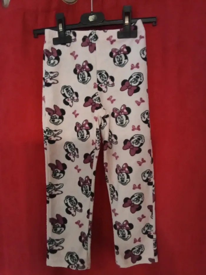 Pyjama Minnie fille 4 ans (15) - photo numéro 2