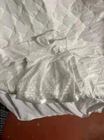 Jolie blouse taille 18mois marque crazy