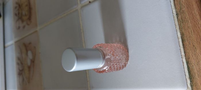 Flacon parfum vide forme de vernie - photo numéro 4