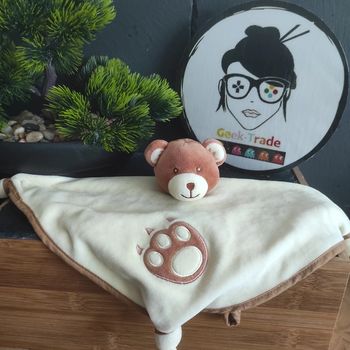 Doudou Gipsy Ours Beige Marron Empreinte Patte Nœuds #geektradedoudou