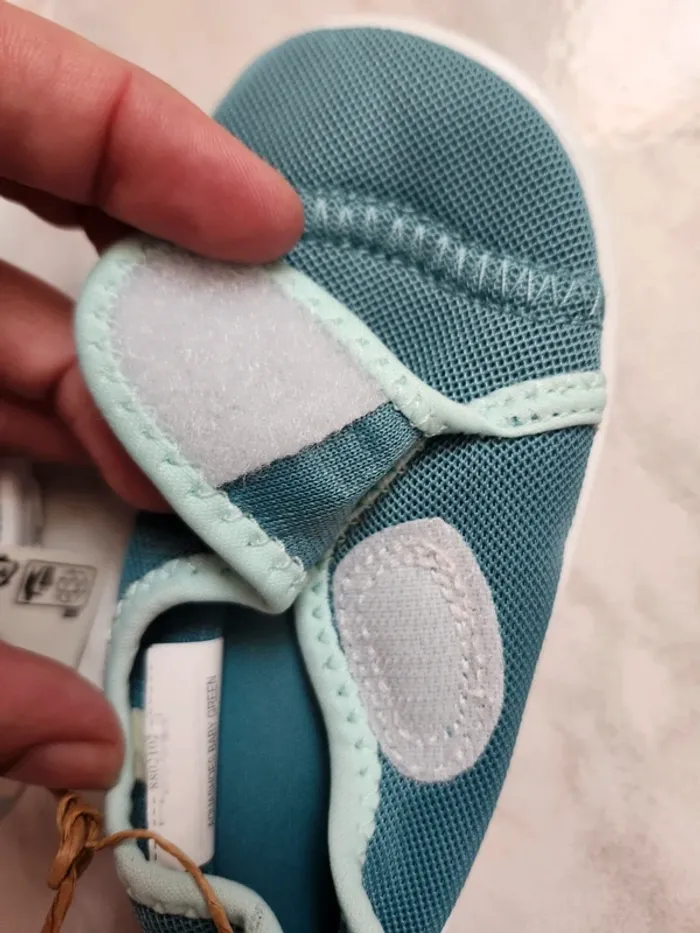 Chaussures eau aquatique bébé taille 24 25 decathlon nabaiji - photo numéro 12