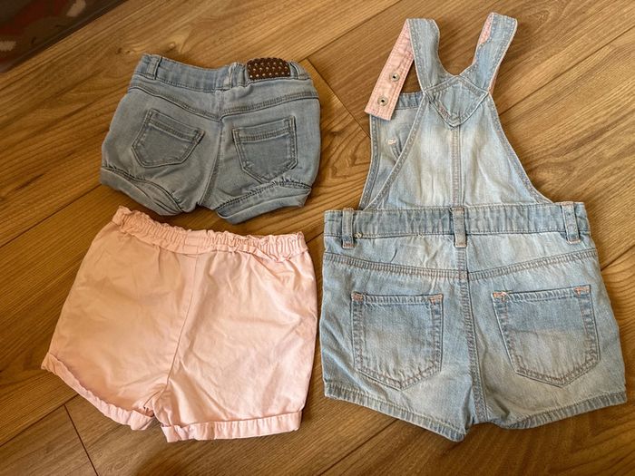 Lot de 3 vêtements été - photo numéro 2