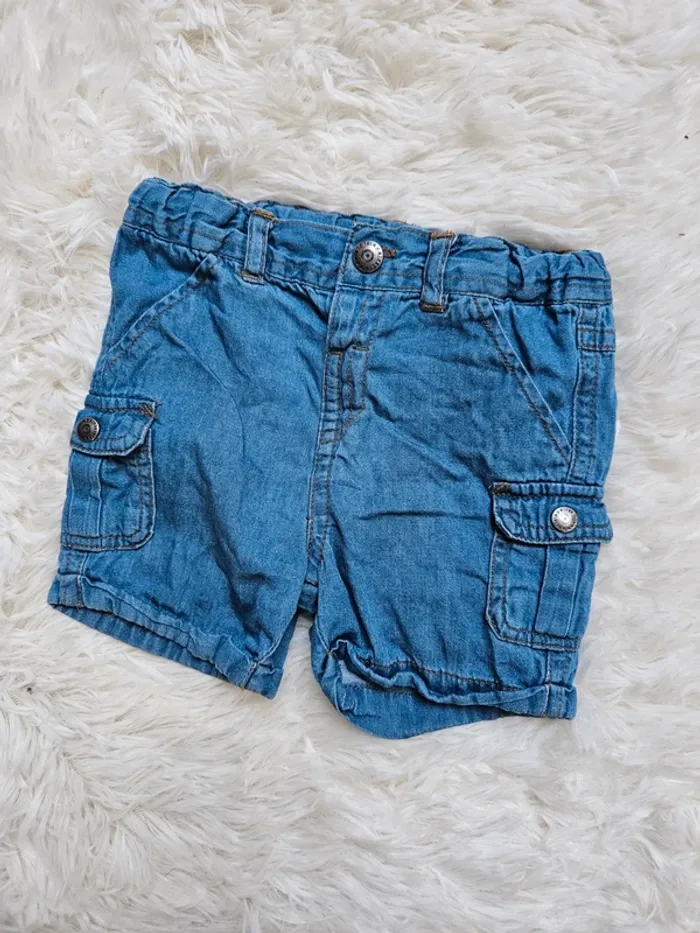 Short kiabi 12 mois