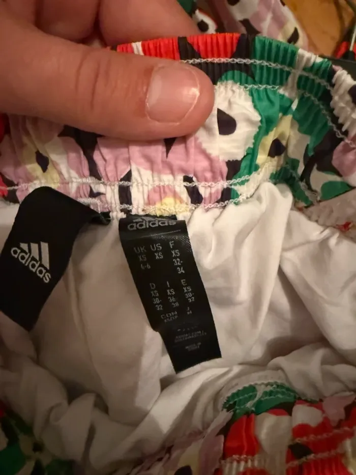 Jogging adidas à fleur en très bon état taille XS - photo numéro 8
