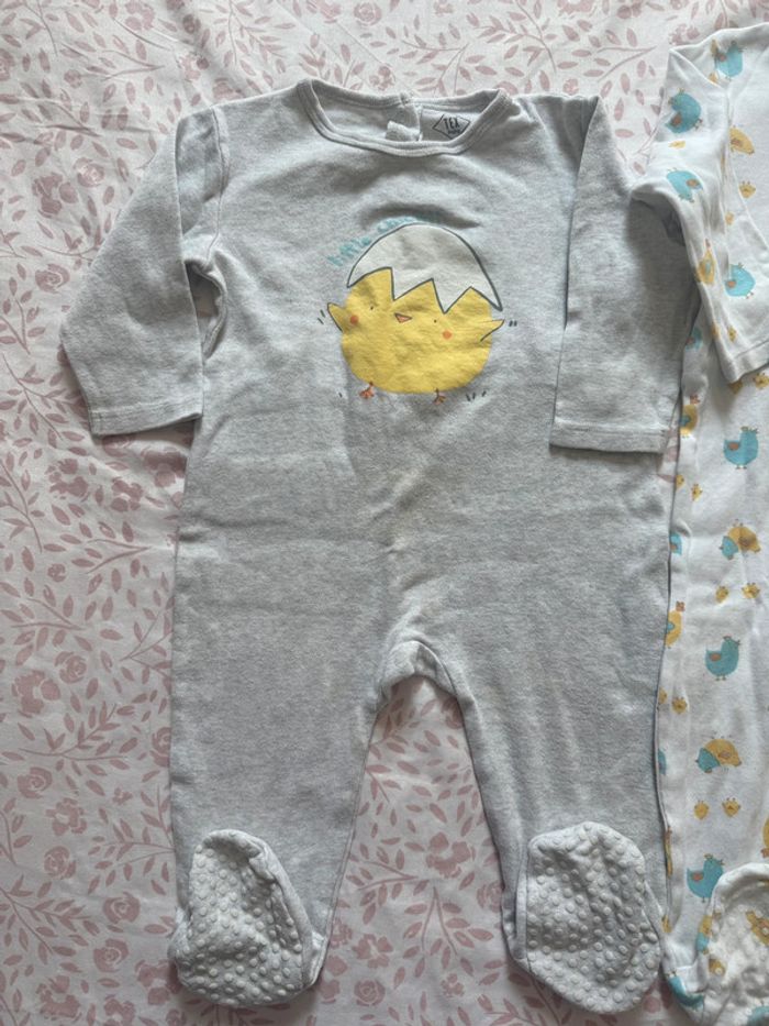 Lot 3 pyjama de tex baby taille 18 mois - photo numéro 4