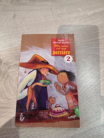 Livre ma mère est une sorcière 2