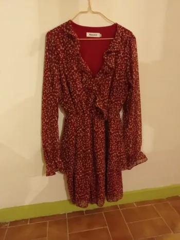 Robe bordeaux fleurie taille L