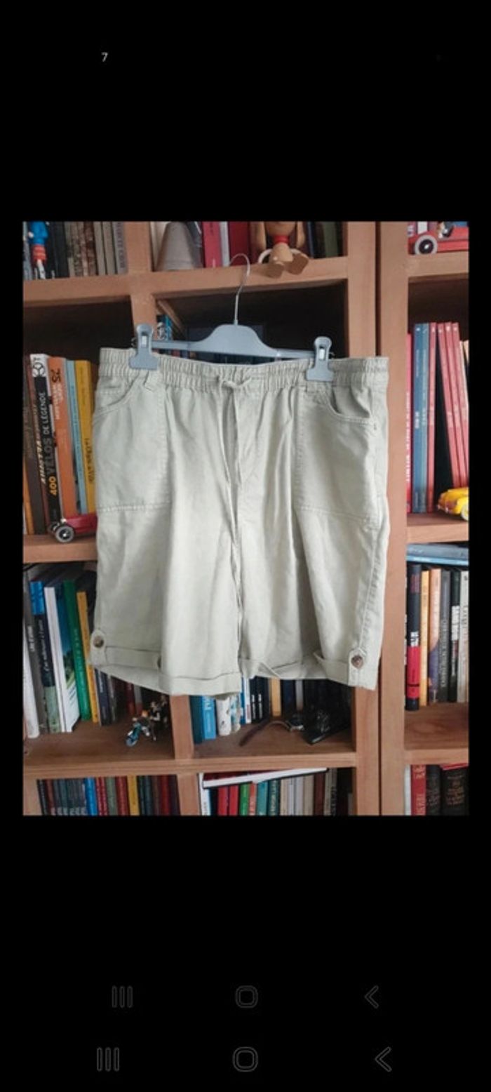 Short taille élastiqué taille L