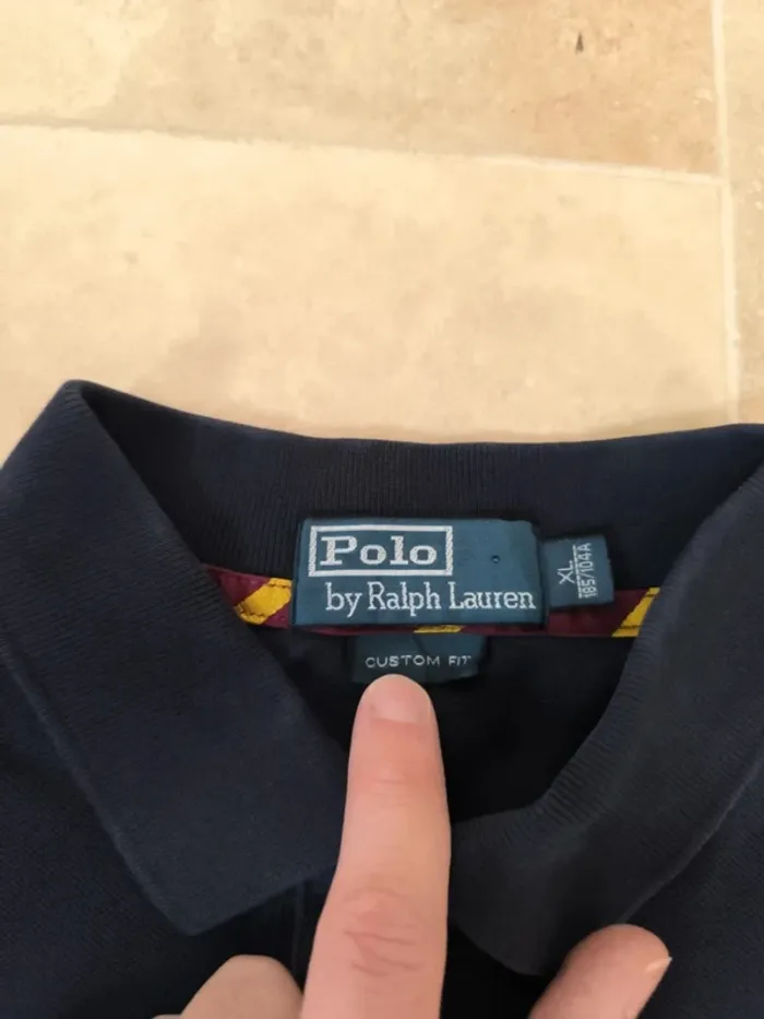 Polo Ralph Lauren homme custom fit L marine logo jaune quelques défauts - photo numéro 5