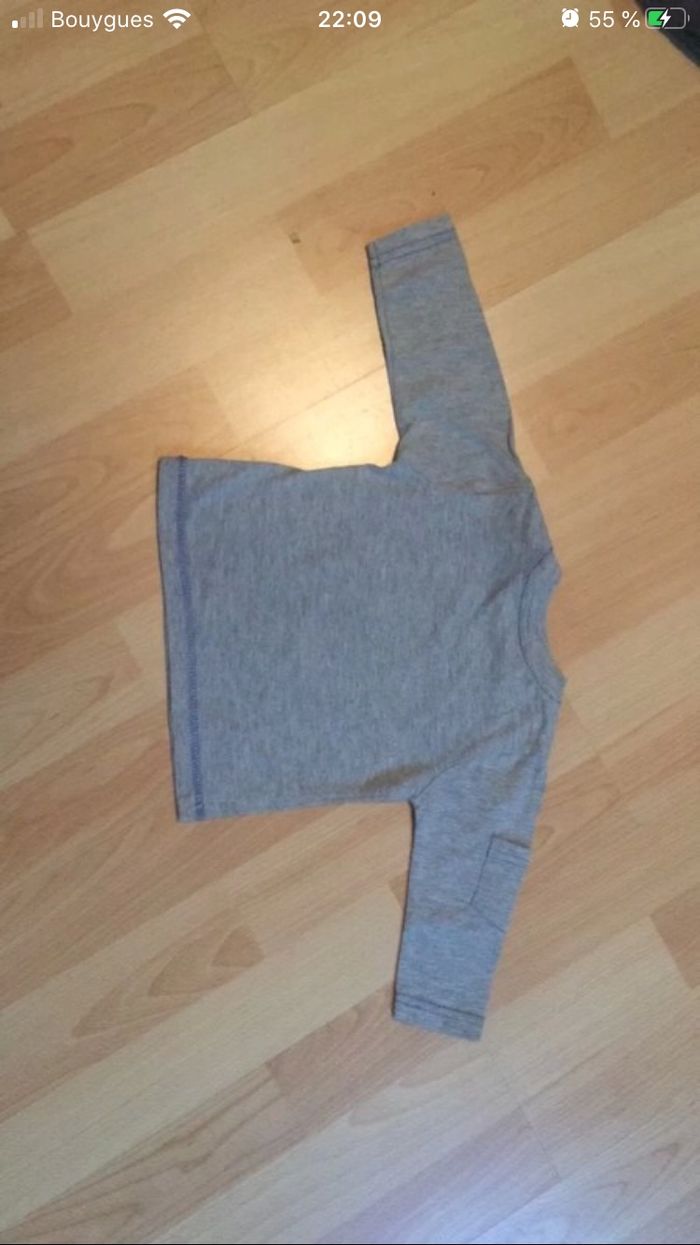 T-shirt 6 mois - photo numéro 2