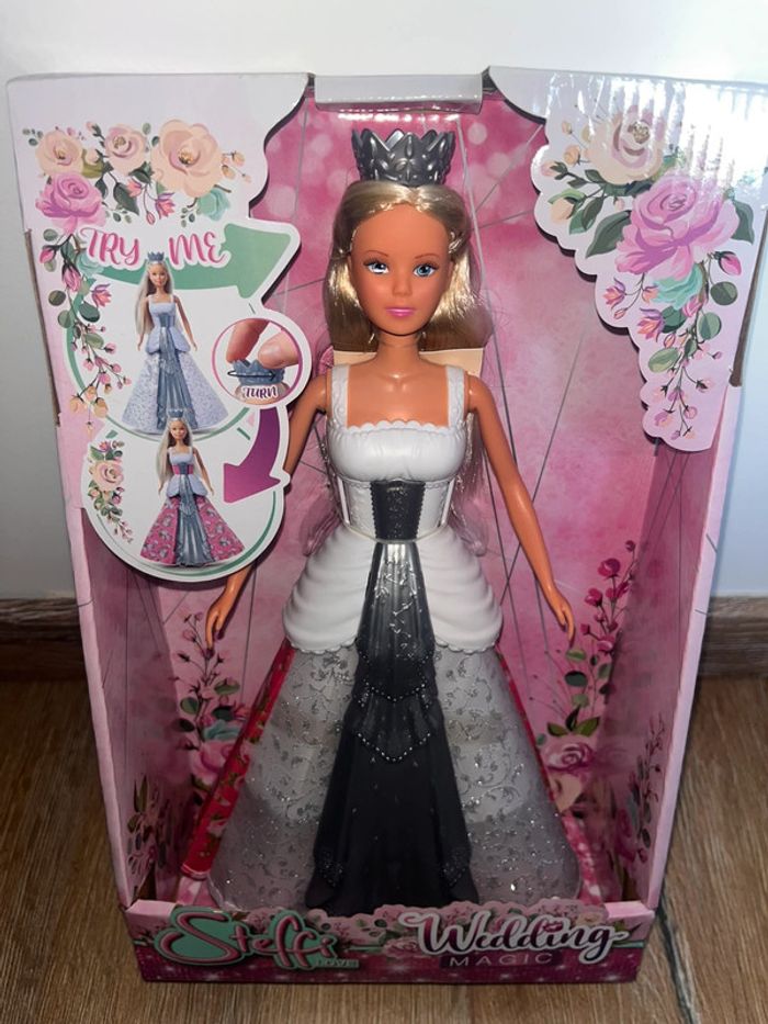 Poupée Steffi love Magic change de robe mariée