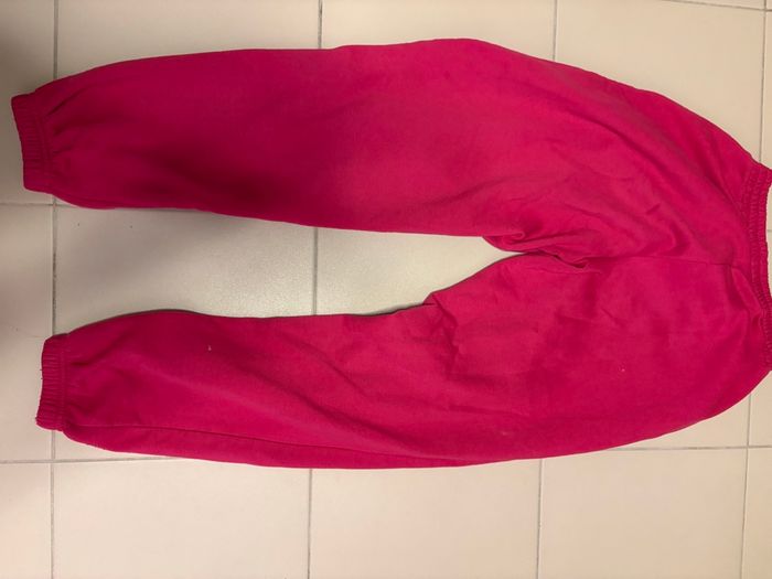 Jogging rose - photo numéro 2