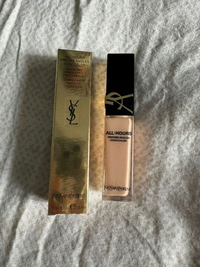 Concealer all hours de Yves saint Laurent