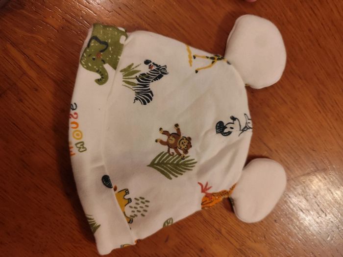 6 Bonnets - photo numéro 5