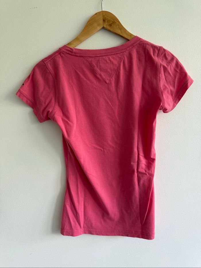 T-shirt manches courtes fuchsia tommy Hilfiger taille 36 S - photo numéro 4
