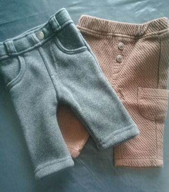 Lot 2 pantalons 1 mois