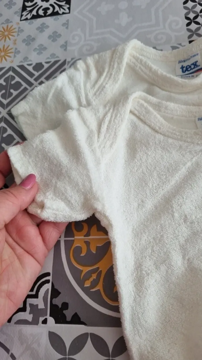 6 body manche courte style éponge taille 2 ans - Tex - photo numéro 6