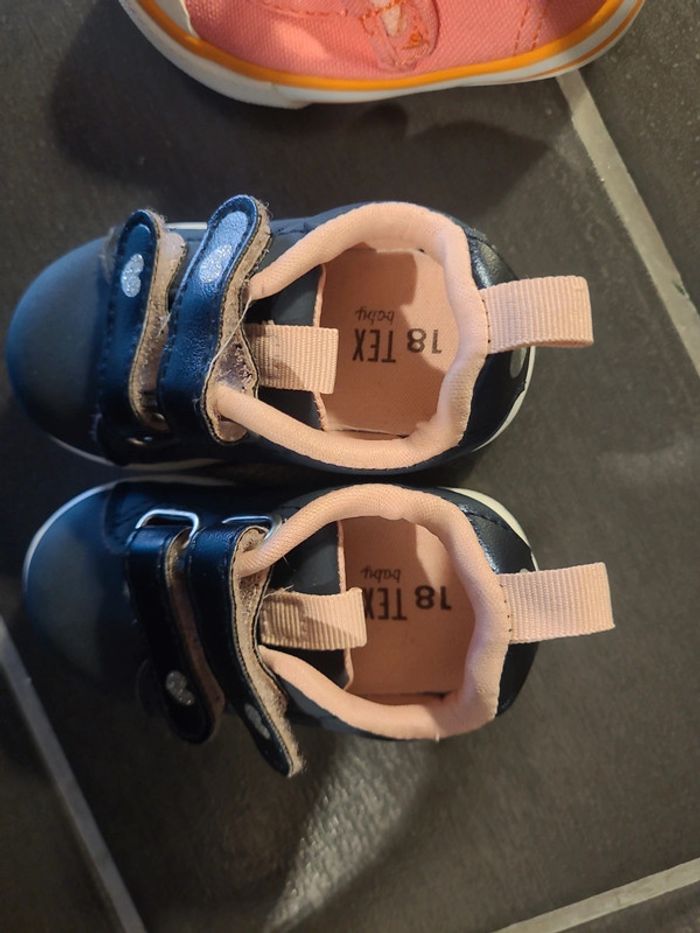 Lot chaussures bébé - photo numéro 2