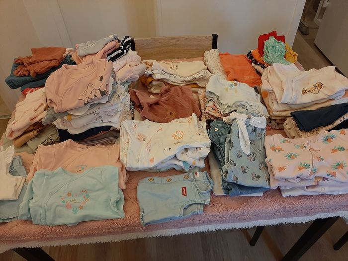 Gros lot bebe fille 0 à 3mois - photo numéro 3