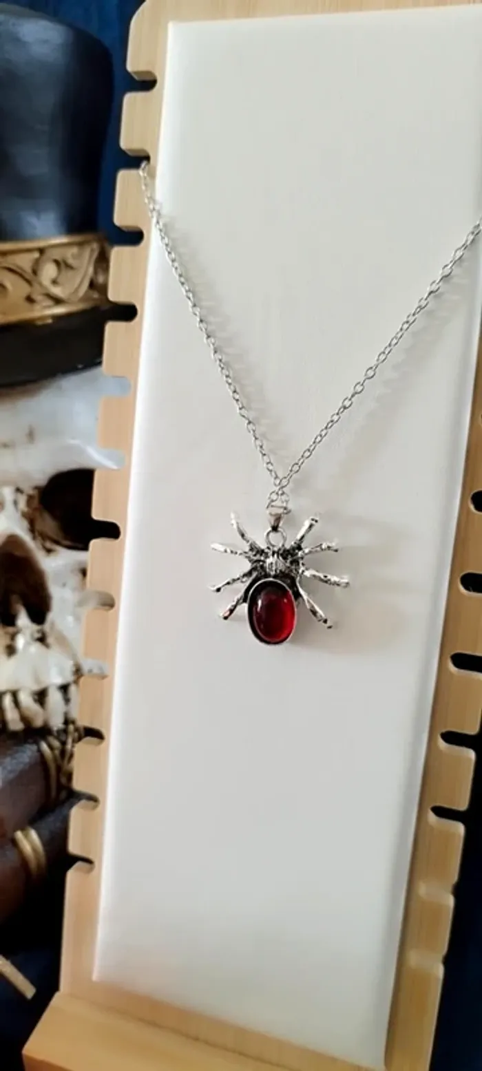 Collier pendentif araignée - photo numéro 2