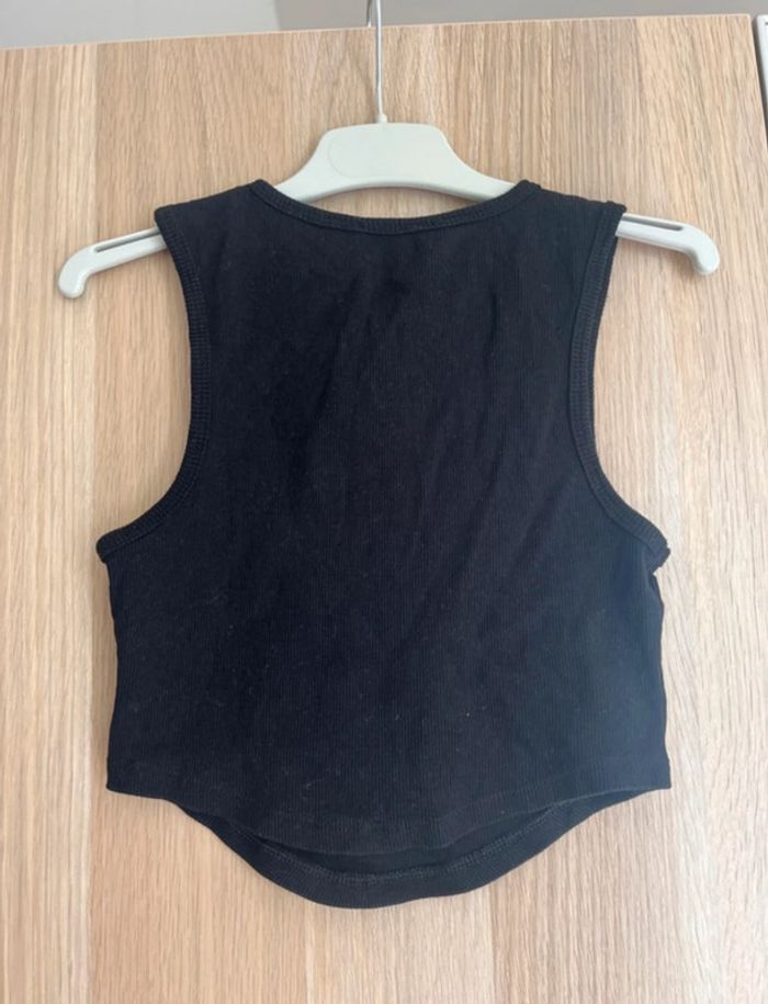 Crop top noir - photo numéro 2