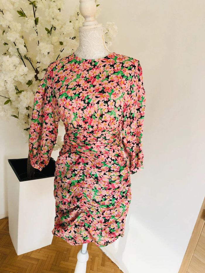 Robe chic Zara neuve taille M - photo numéro 6