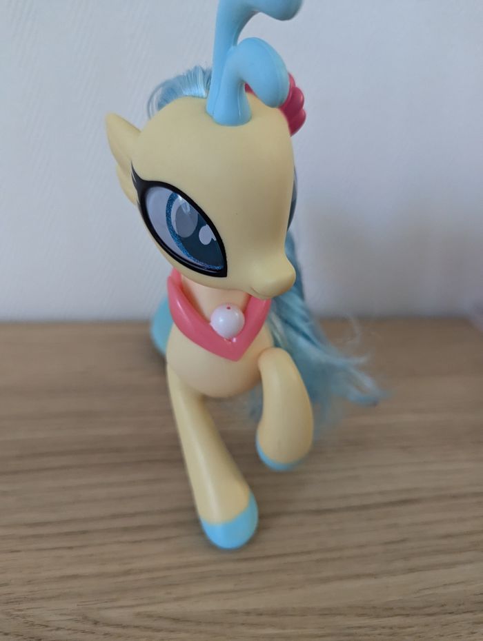 Grand My little Pony g4 princesse skystar - photo numéro 4