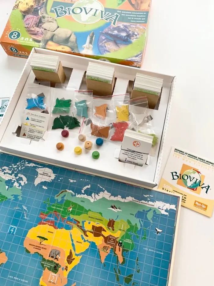 Jeu de société Bioviva - Questions amusantes et anecdotes insolites sur le monde qui nous entoure - photo numéro 2