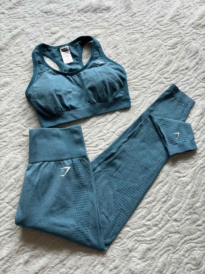 Ensemble Gymshark Vital Seamless – Brassière Legging taille haute Bleu Turquoise M/38– Comme Neuf