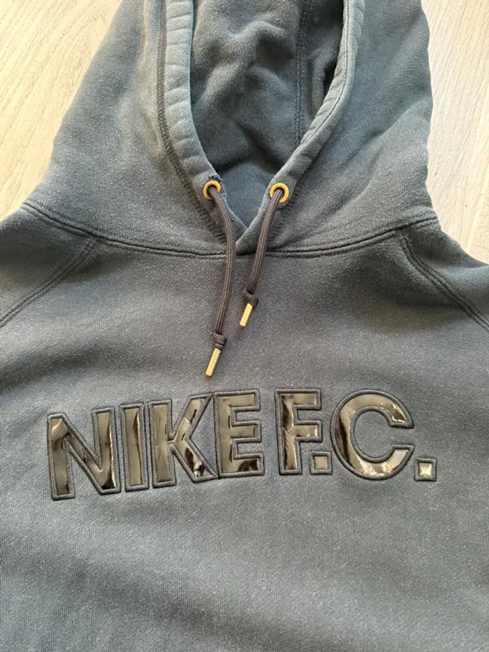Sweat-shirt à capuche Nike taille L - photo numéro 2
