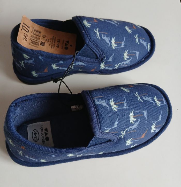 Chaussons 28 / 29 - photo numéro 2