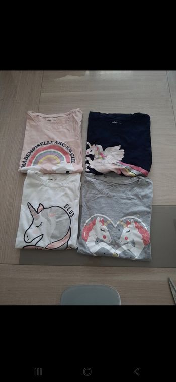Lot de 4 tee-shirts a manche longue