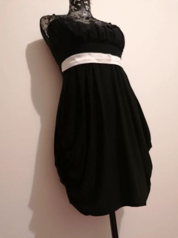 Jolie robe d'été noire