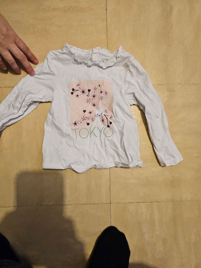 Vêtements bébé 18 mois - photo numéro 2