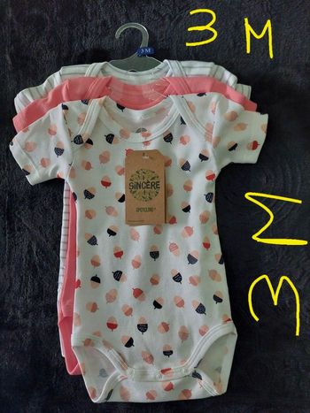 Lot de 3 bodies mixte enfant de 3 mois