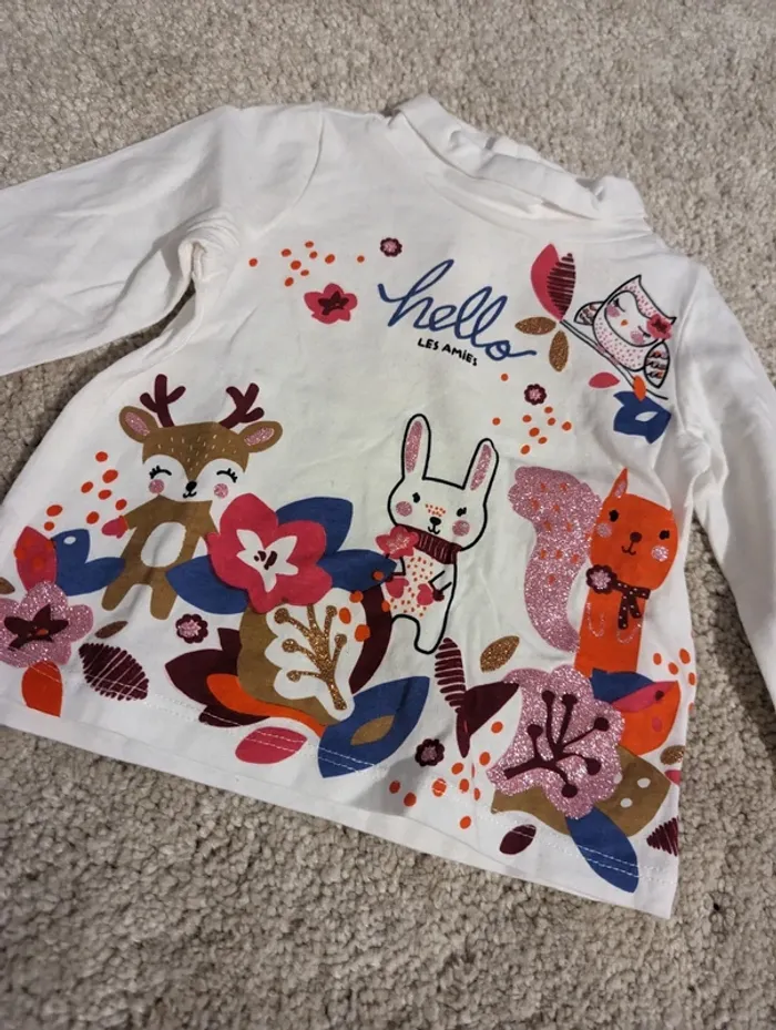 Combinaison + t-shirts 9 mois - photo numéro 6
