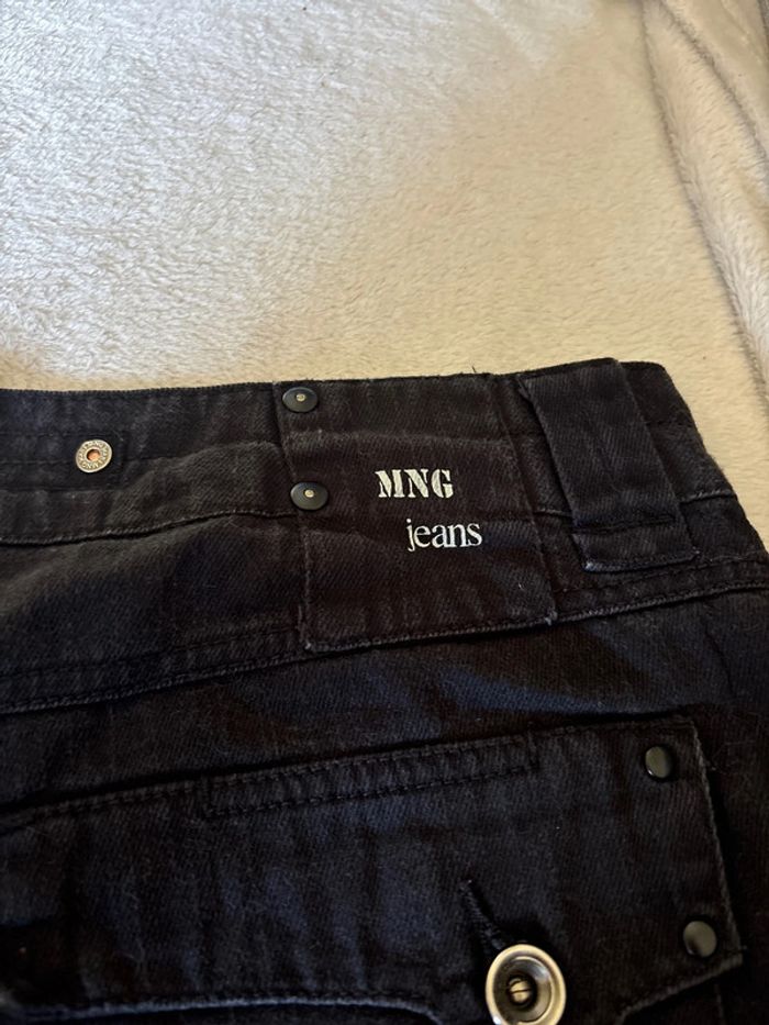 Short en jean noir taille 42 - photo numéro 3