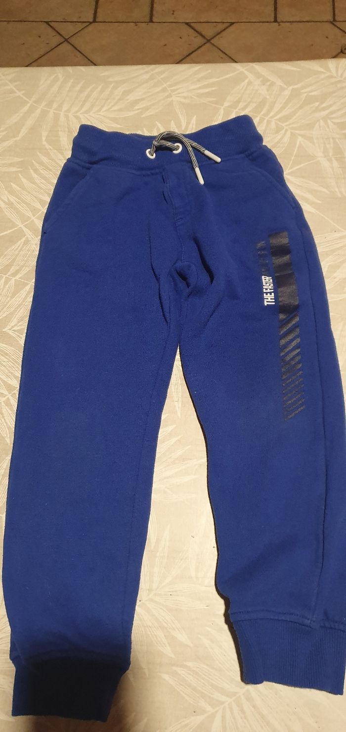 Ensemble de jogging - photo numéro 5