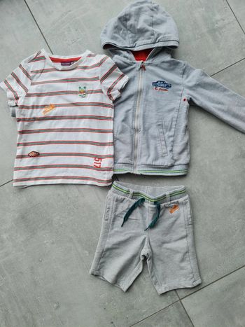 Ensemble été mi saison gilet t-shirt manches courtes et short 6 ans