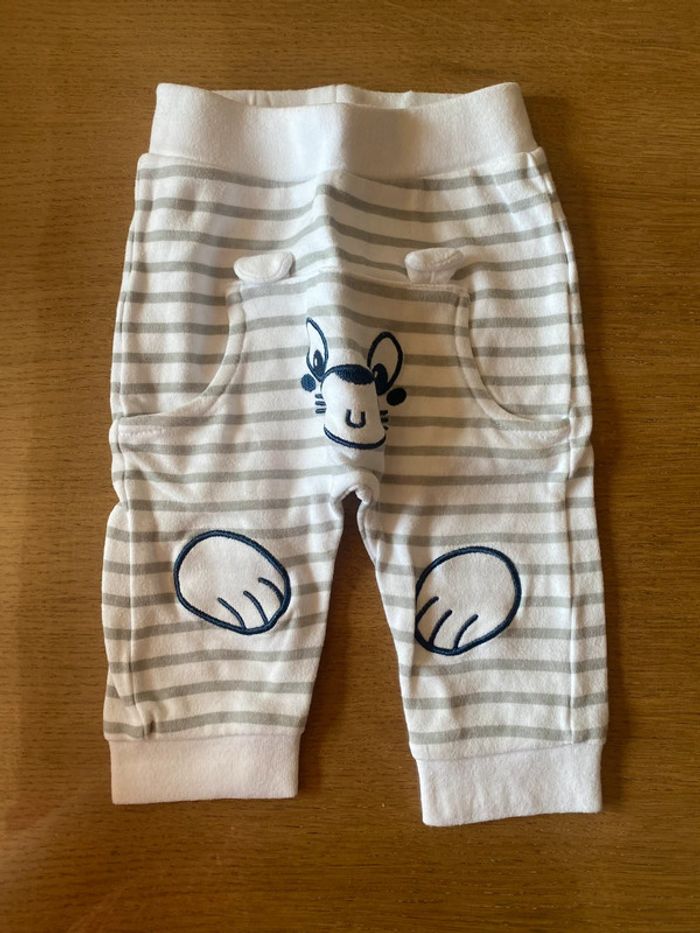 Pantalon avec oreilles