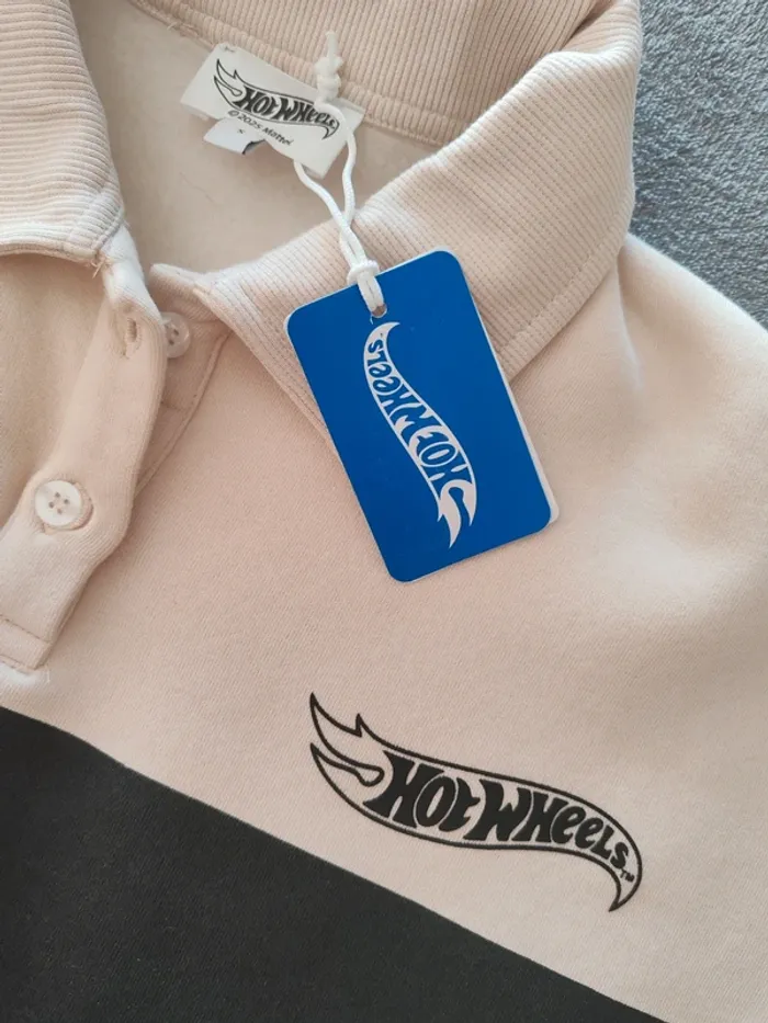 Sweat Hot Wheels x Jennyfer “High Performance” à rayures – Neuf avec étiquette – Taille S (Femme) - photo numéro 2