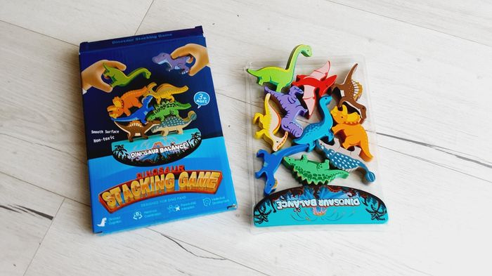 Jeu jouet enfant en bois Dinosaur standing game balance